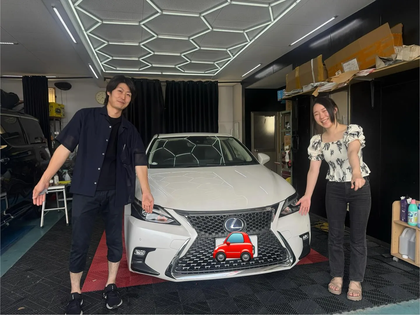 新潟県にお住まいのI様、本日はレクサスCT200hバージョン...