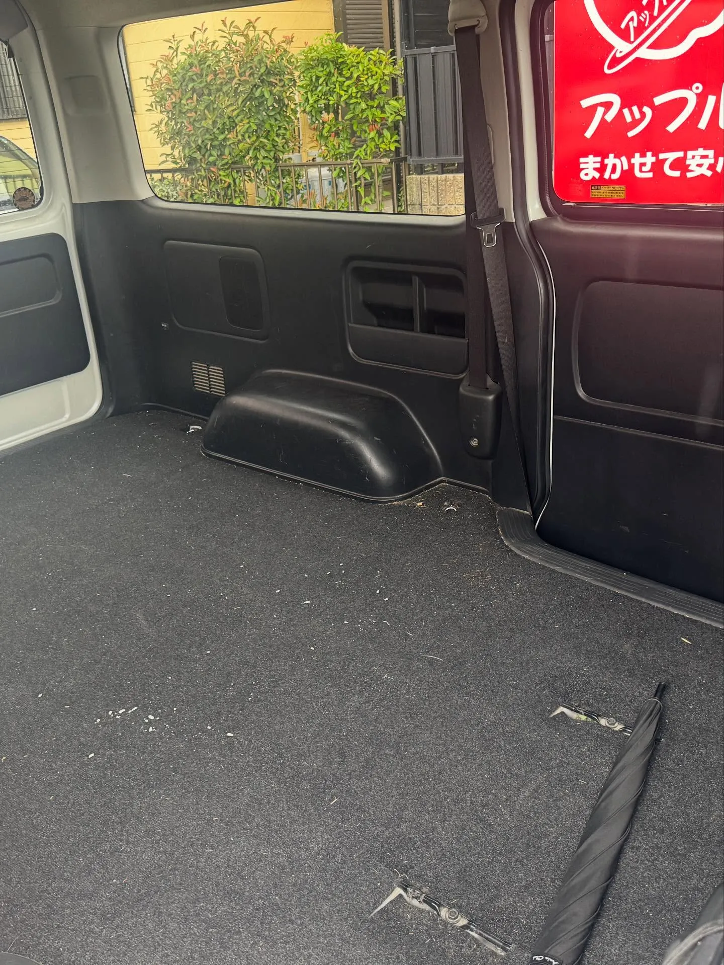 I社様、この度はハイエース スーパーGLワイドをご成約いただ...