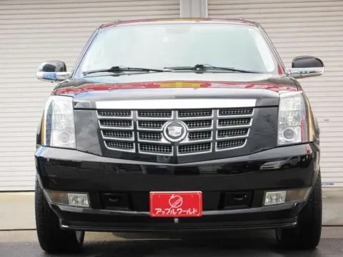 🚗✨ 2009年モデルのキャデラックエスカレードが三井物産正...